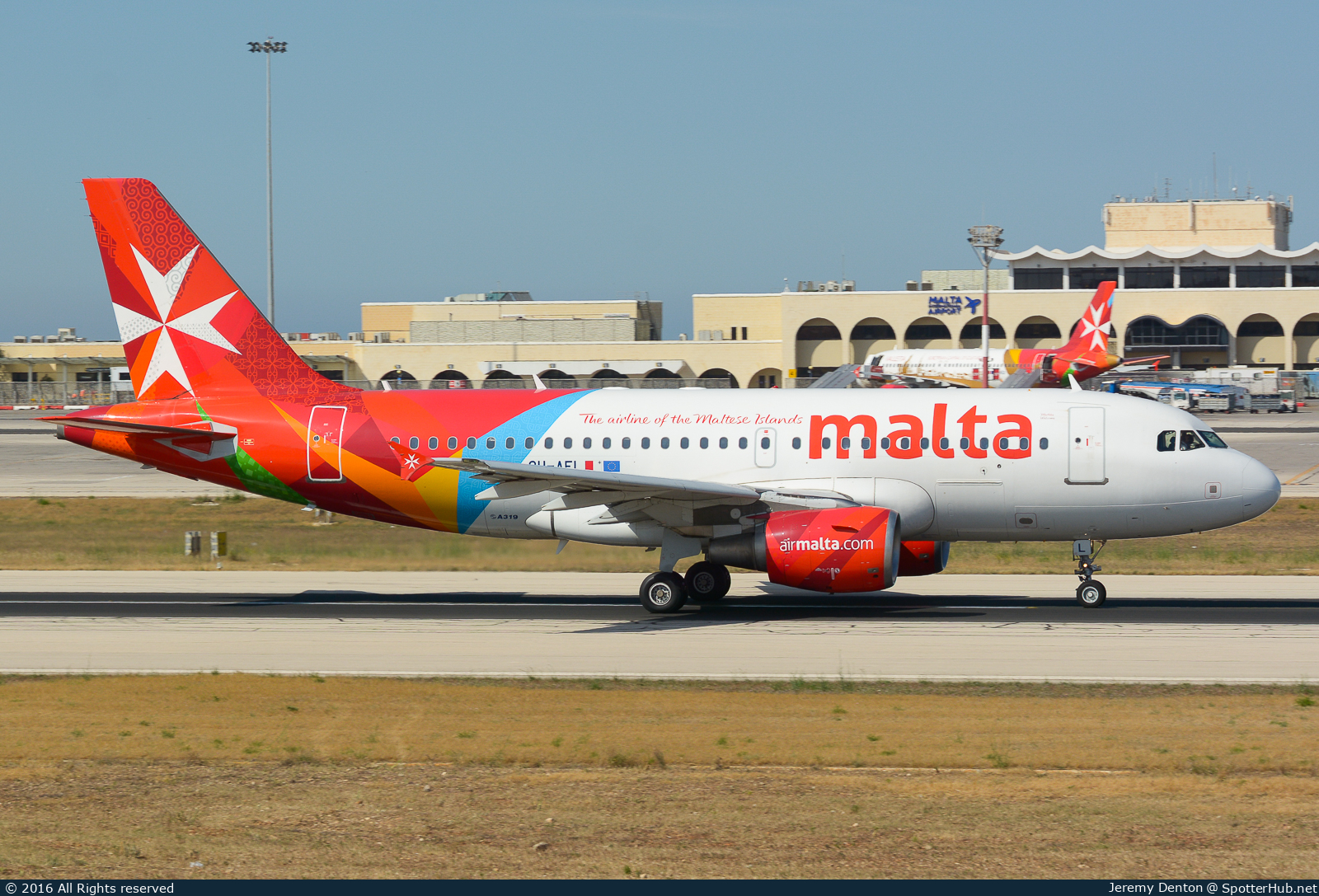 Photo of 9H-AEL - Airbus A319-112 operated by Air Malta