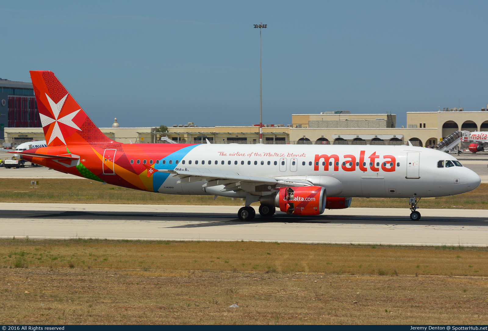Photo of 9H-AEP - Airbus A320-214 operated by Air Malta