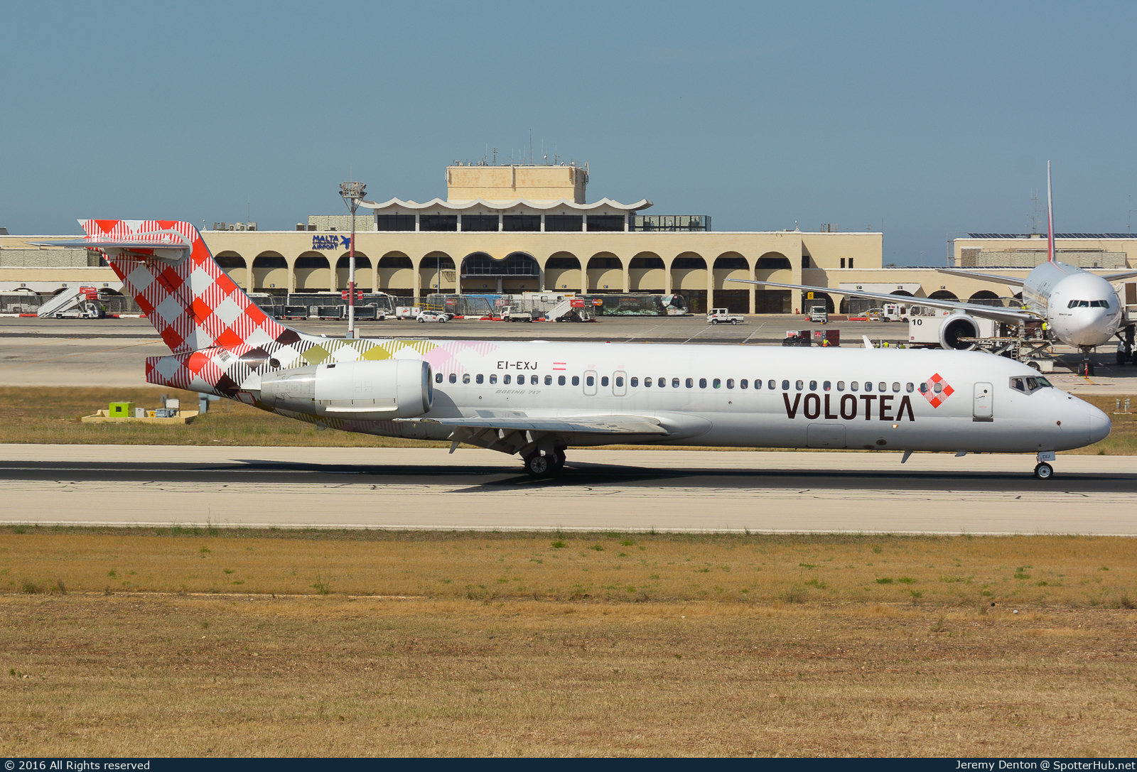 Photo of EI-EXJ - Boeing 717-2BL operated by Volotea