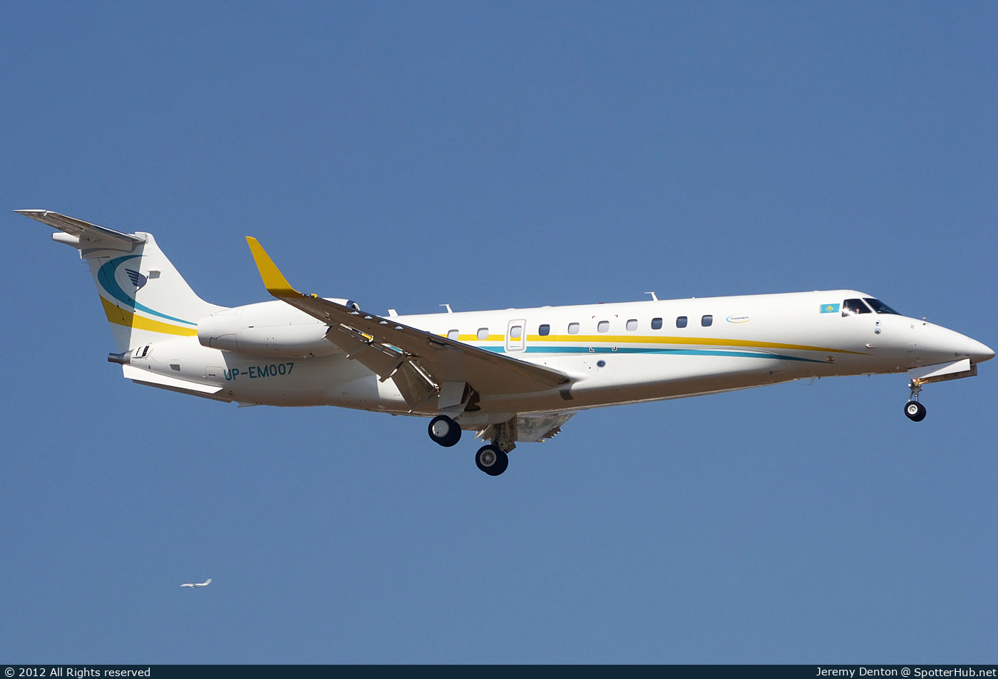 Photo of UP-EM007 - Embraer Legacy 650 operated by Comlux Aviation Kazakhstan
