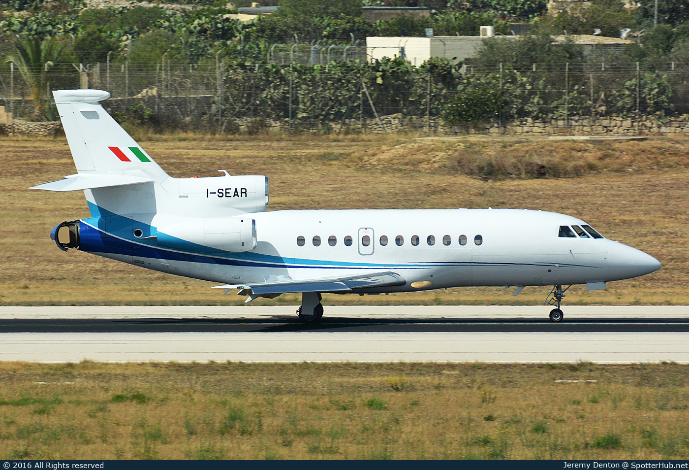 Photo of I-SEAR - Dassault Falcon 900EX operated by Servizi Aerei