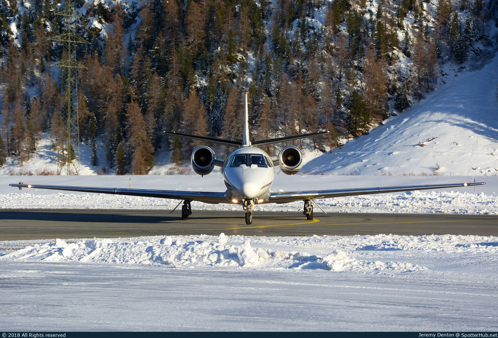 Photo of CS-DXV - Cessna 560XL Citation XLS operated by NetJets Europe
