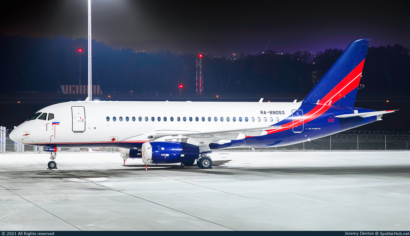 Photo of RA-89053 - Sukhoi Superjet 100-95B operated by Red Wings