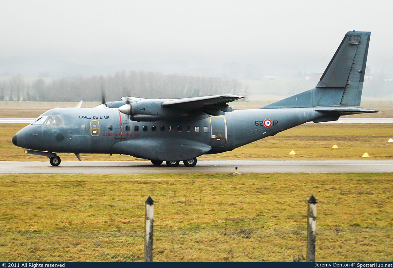 Photo of 152 - CASA CN-235M-200 operated by French Air Force
