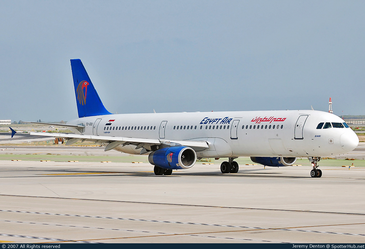 Photo of SU-GBU - Airbus A321-231 operated by Egyptair