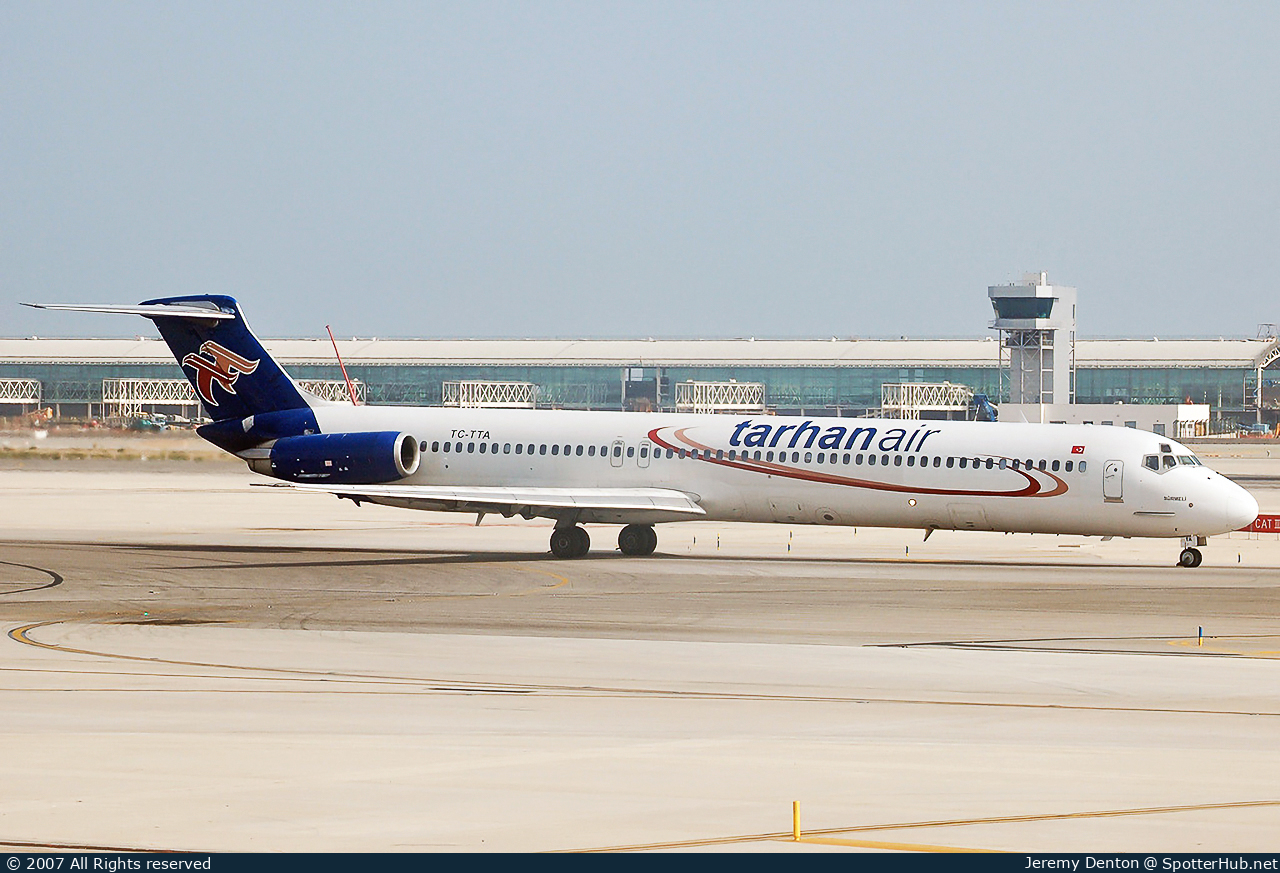 Photo of TC-TTA - McDonnell Douglas MD-82 operated by Tarhan Tower Airlines
