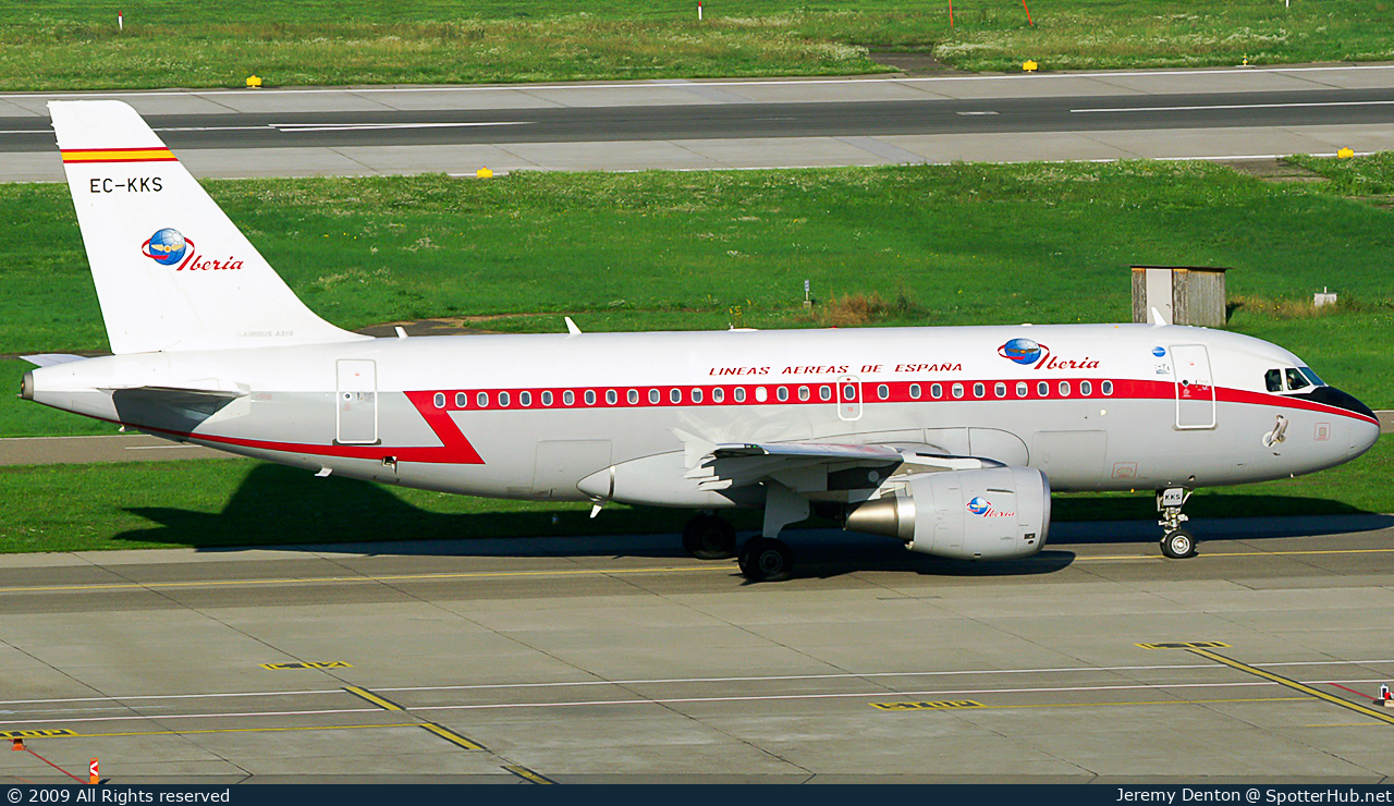 Photo of EC-KKS - Airbus A319-111 operated by Iberia