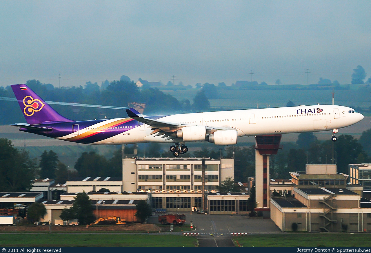 Photo of HS-TNE - Airbus A340-642 operated by Thai Airways International