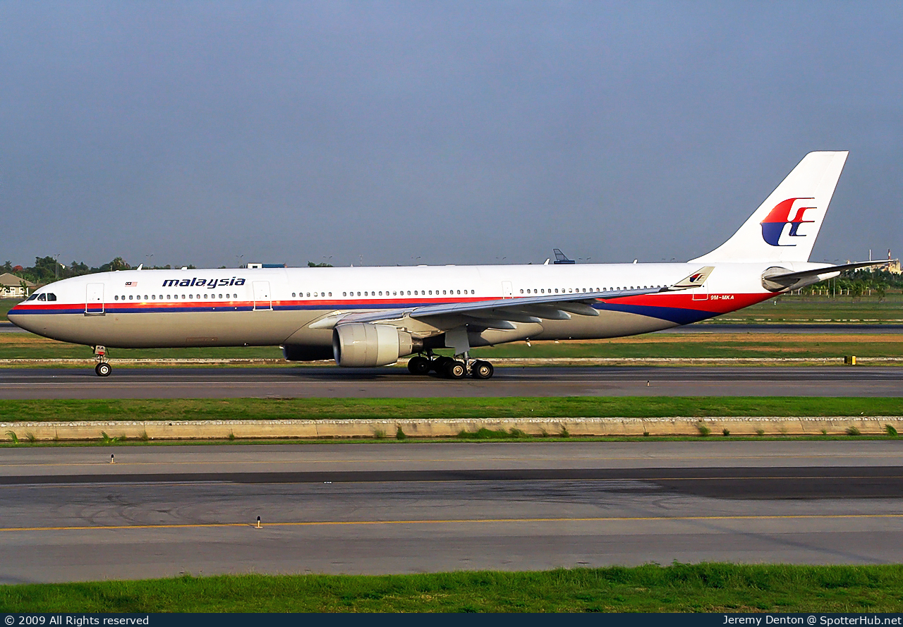 Photo of 9M-MKA - Airbus A330-322 operated by Malaysia Airlines