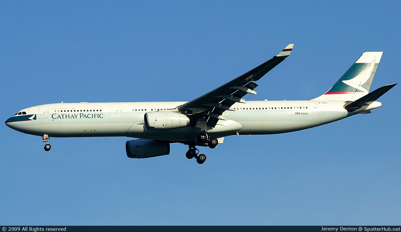 Photo of B-HLU - Airbus A330-343 operated by Cathay Pacific Airways