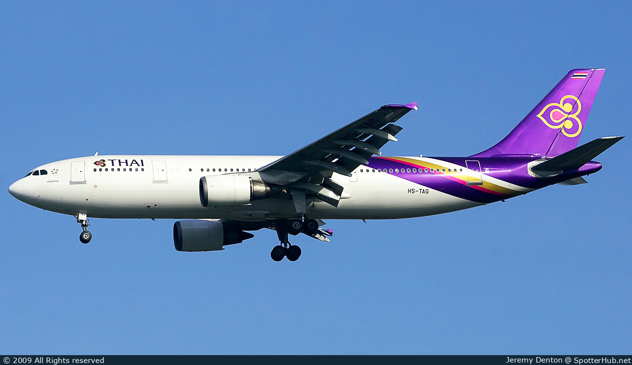 Photo of HS-TAG - Airbus A300B4-605R operated by Thai Airways International