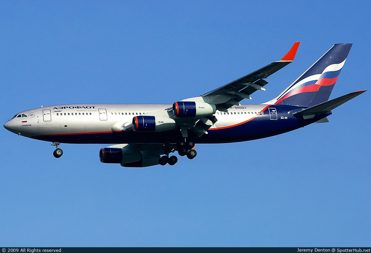 Photo of RA-96007 - Ilyushin Il-96-300 operated by Aeroflot