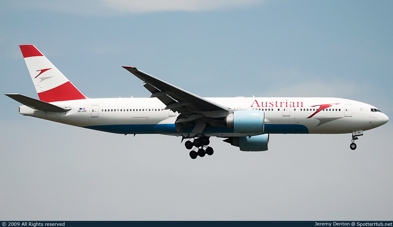 Photo of OE-LPC - Boeing 777-2Z9(ER) operated by Austrian Airlines