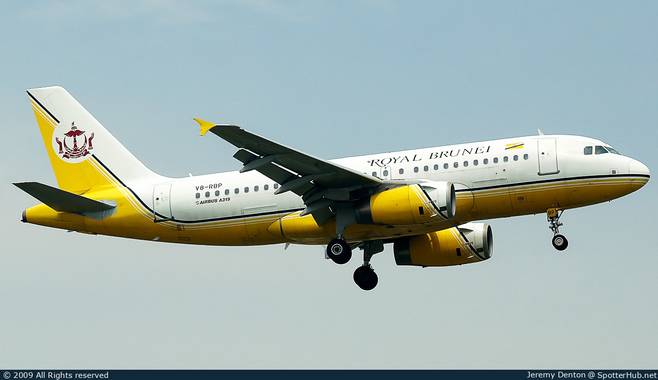 Photo of V8-RBP - Airbus A319-132 operated by Royal Brunei Airlines