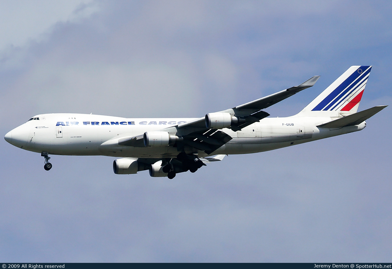 Photo of F-GIUB - Boeing 747-428F(ER) operated by Air France Cargo