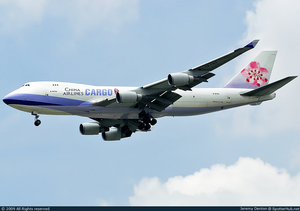 Photo of B-18705 - Boeing 747-409F operated by China Airlines Cargo