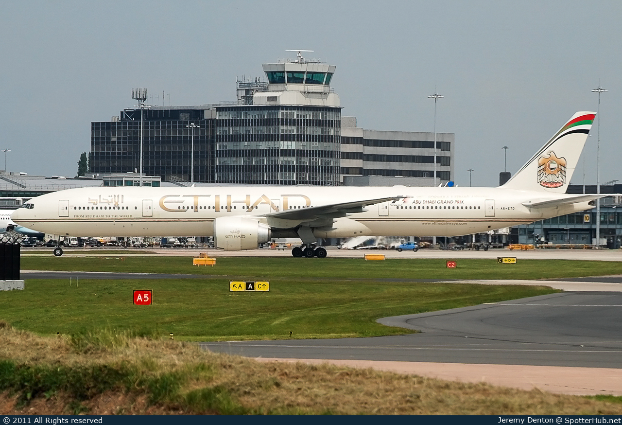 Photo of A6-ETD - Boeing 777-3FX(ER) operated by Etihad Airways