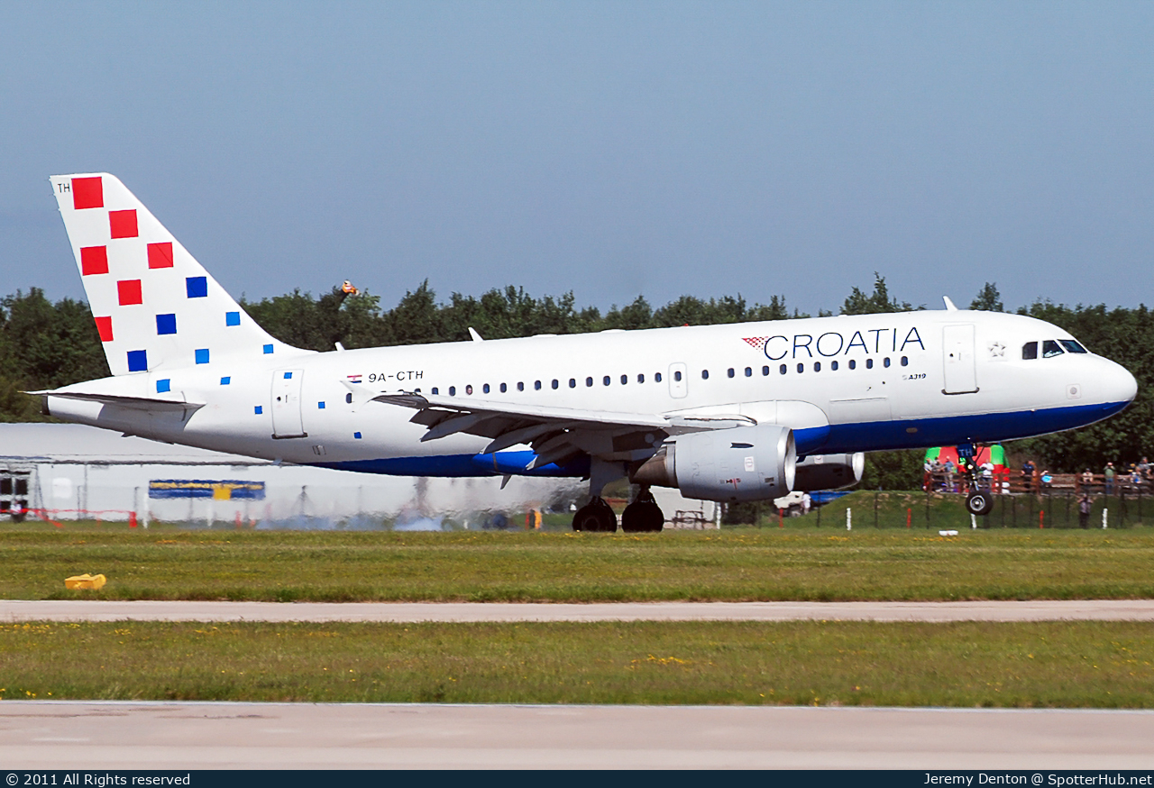 Photo of 9A-CTH - Airbus A319-112 operated by Croatia Airlines