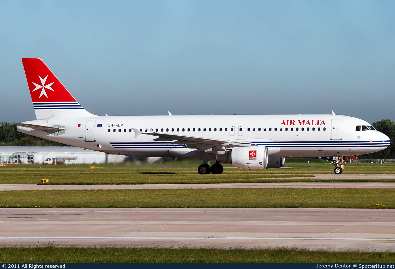 Photo of 9H-AEP - Airbus A320-214 operated by Air Malta