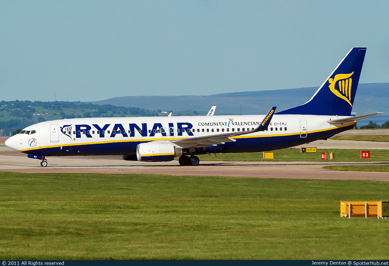 Photo of EI-EMJ - Boeing 737-8AS operated by Ryanair