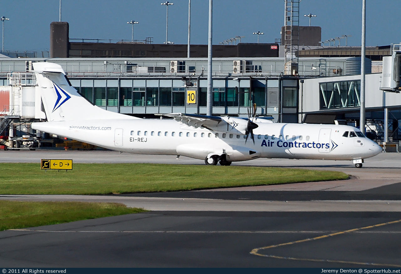 Photo of EI-REJ - ATR 72-201 operated by Aer Arann
