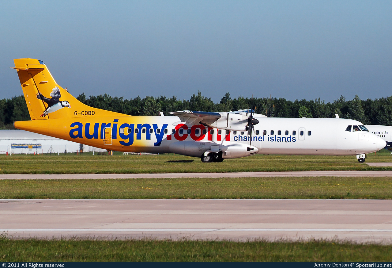 Photo of G-COBO - ATR 72-500 operated by Aurigny Air Services
