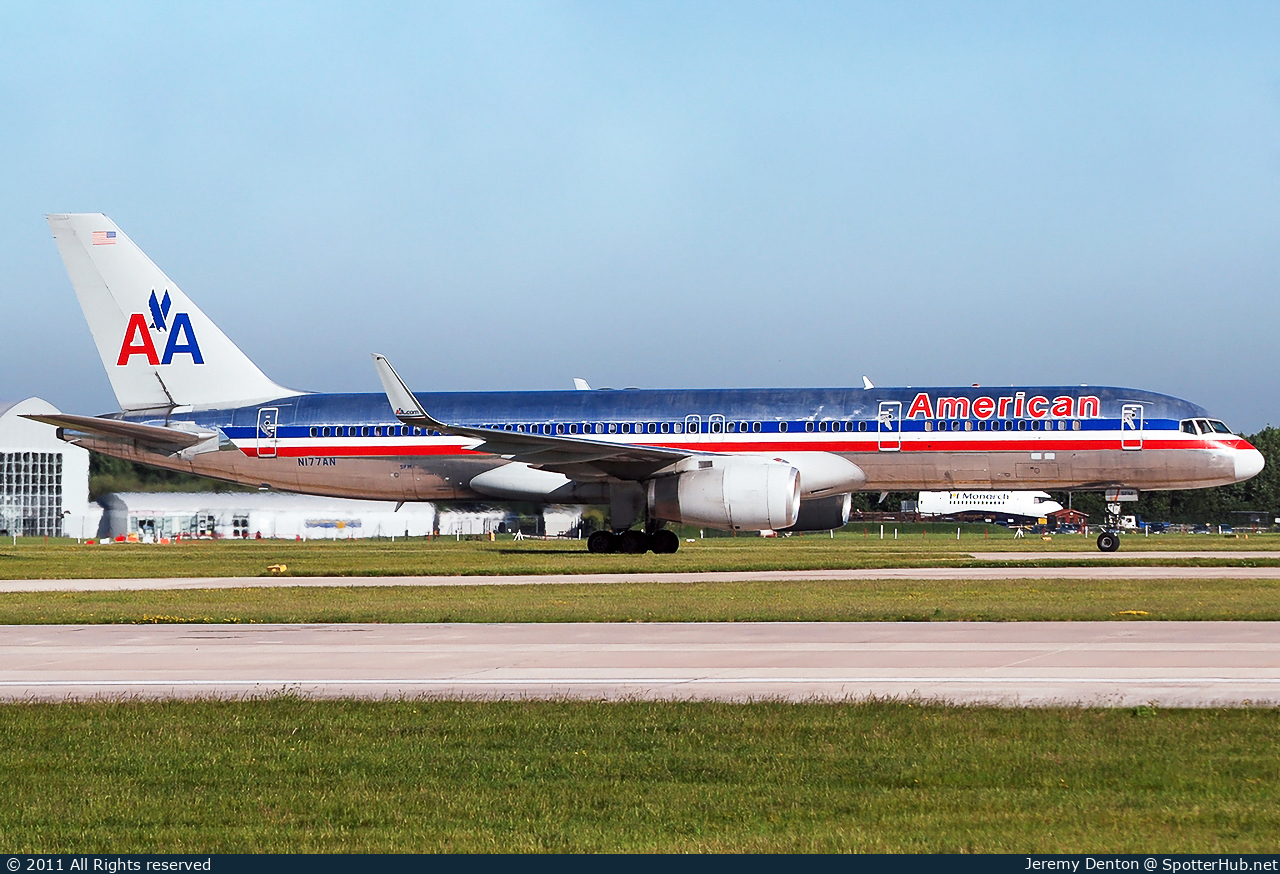 Photo of N177AN - Boeing 757-223 operated by American Airlines