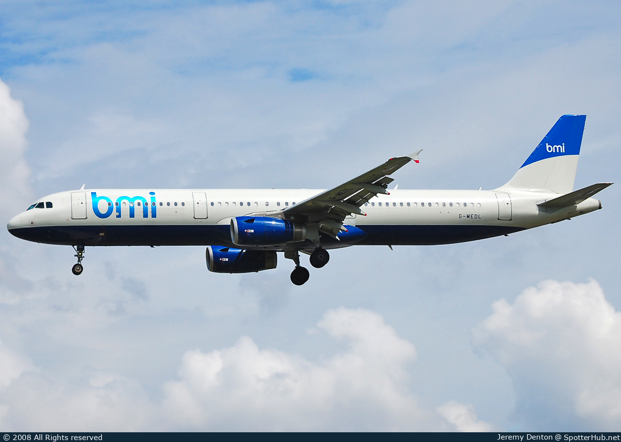 Photo of G-MEDL - Airbus A321-231 operated by bmi British Midland