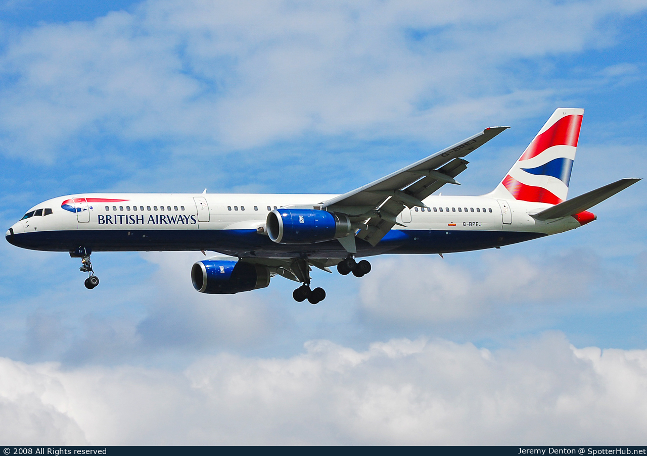 Photo of G-BPEJ - Boeing 757-236 operated by British Airways