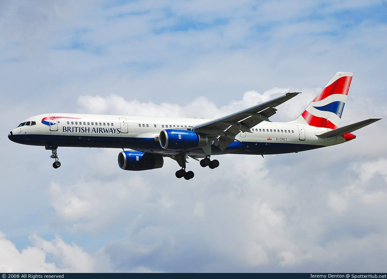 Photo of G-CPET - Boeing 757-236 operated by British Airways