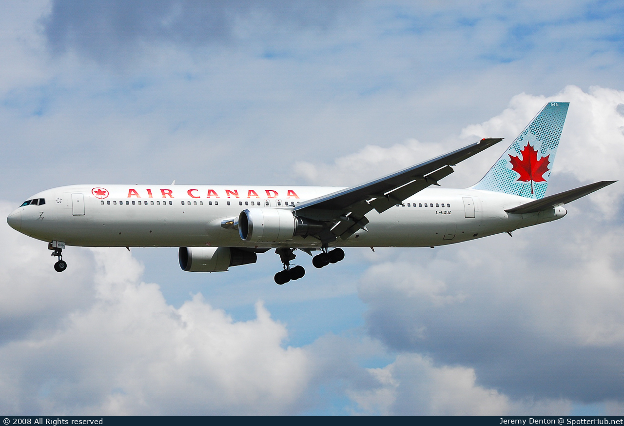 Photo of C-GDUZ - Boeing 767-38E(ER) operated by Air Canada