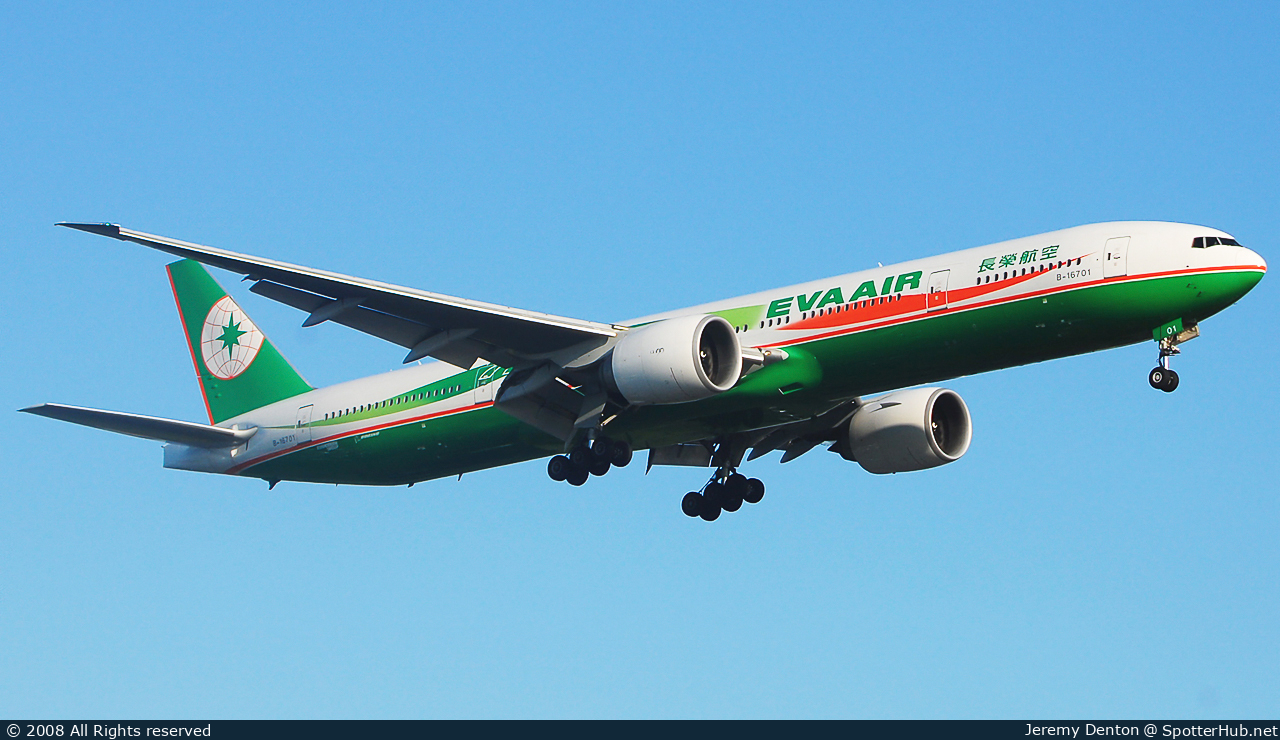 Photo of B-16701 - Boeing 777-35E(ER) operated by EVA Air