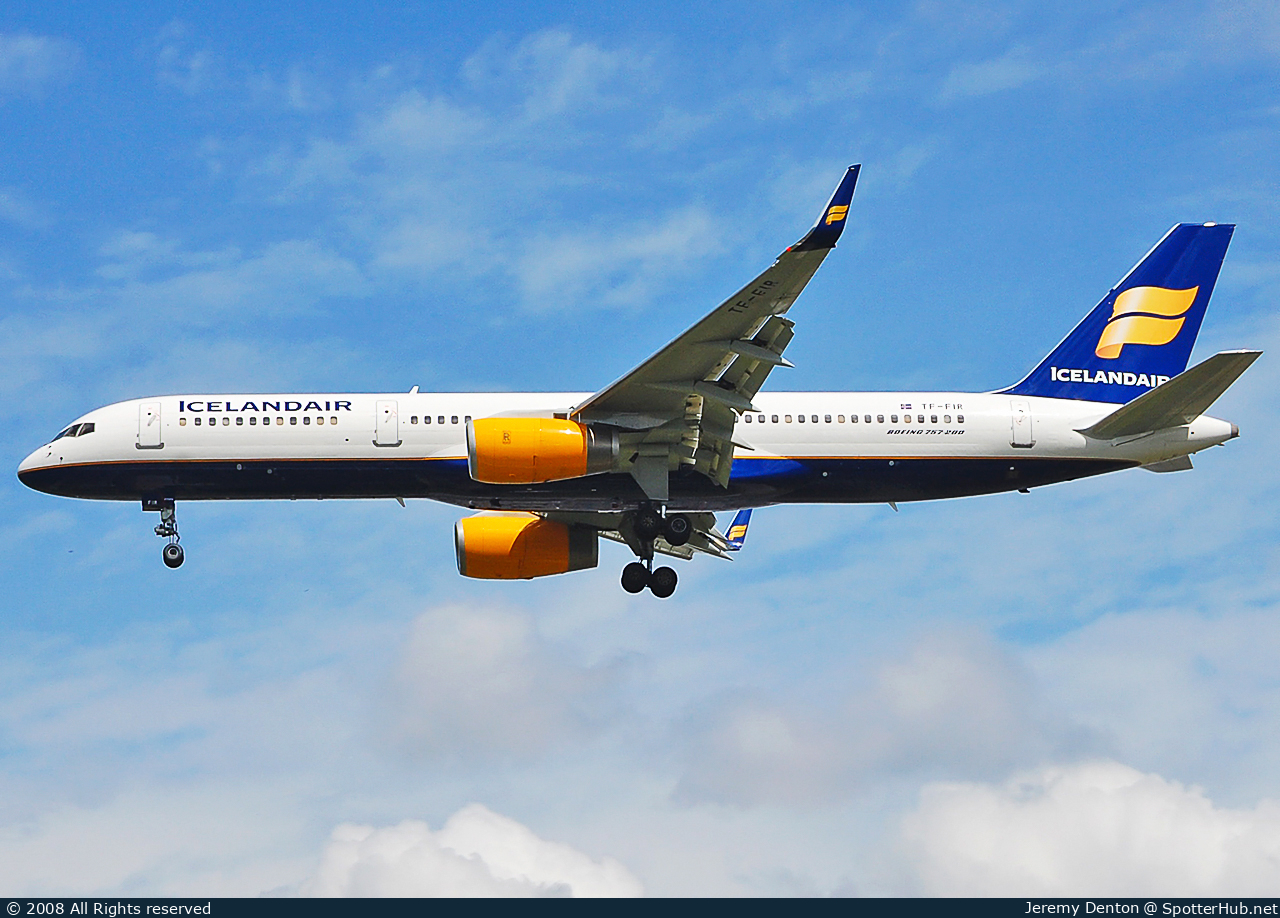 Photo of TF-FIR - Boeing 757-256 operated by Icelandair