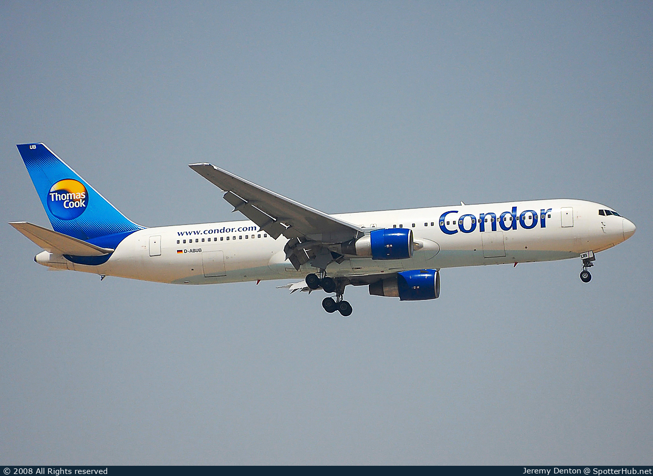 Photo of D-ABUB - Boeing 767-330(ER) operated by Condor