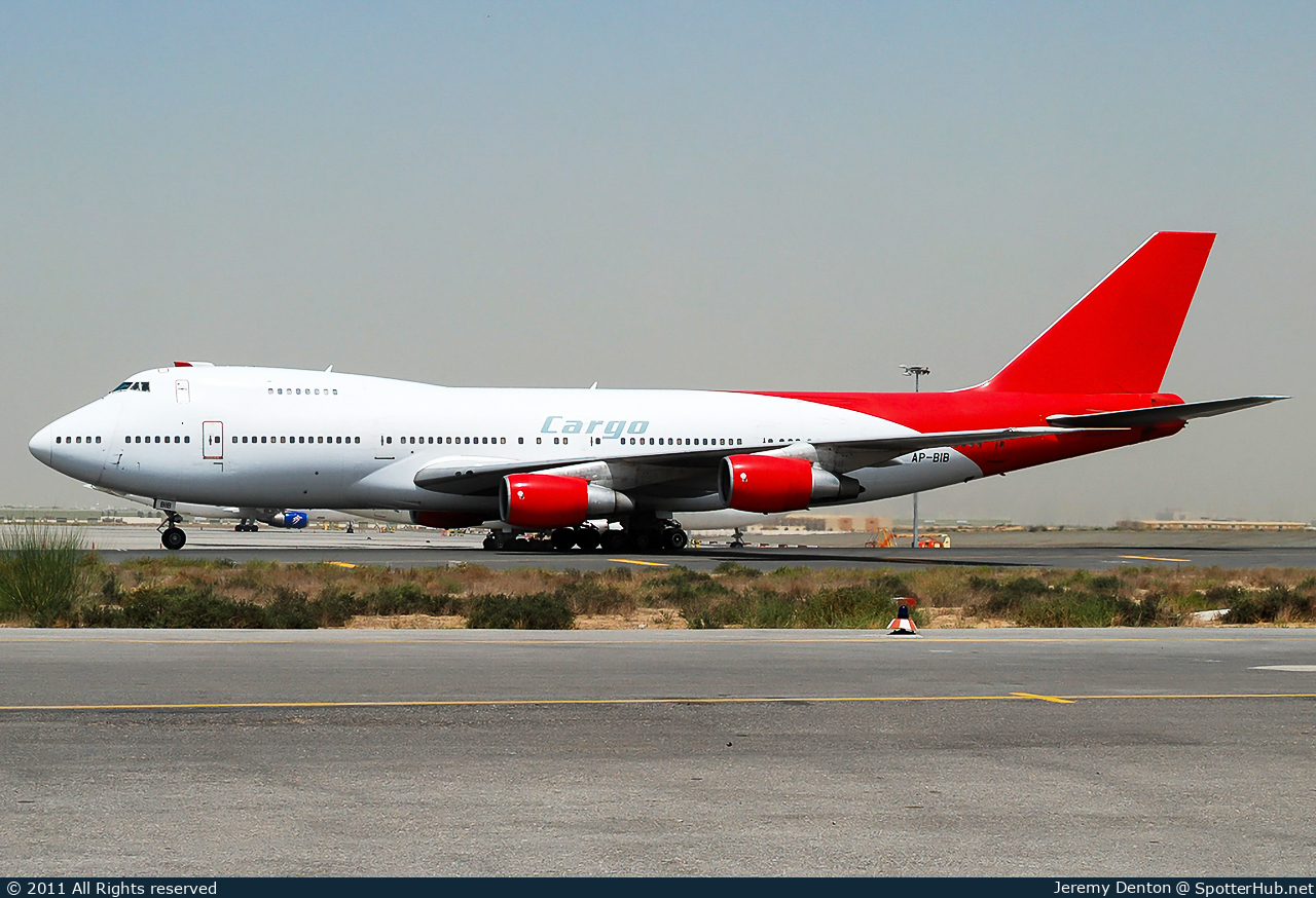 Photo of AP-BIB - Boeing 747-21AC operated by Rayyan Air