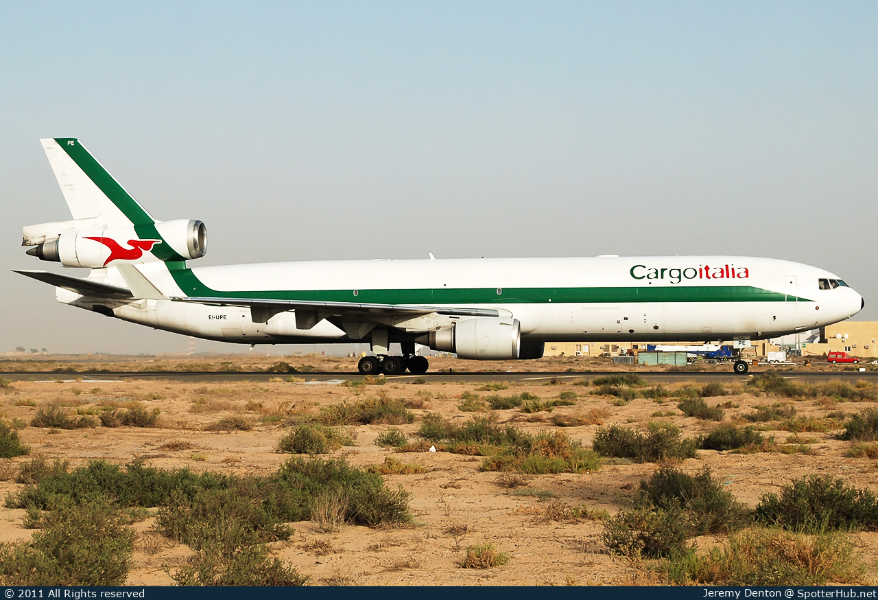 Photo of EI-UPE - McDonnell Douglas MD-11(F) operated by Cargoitalia