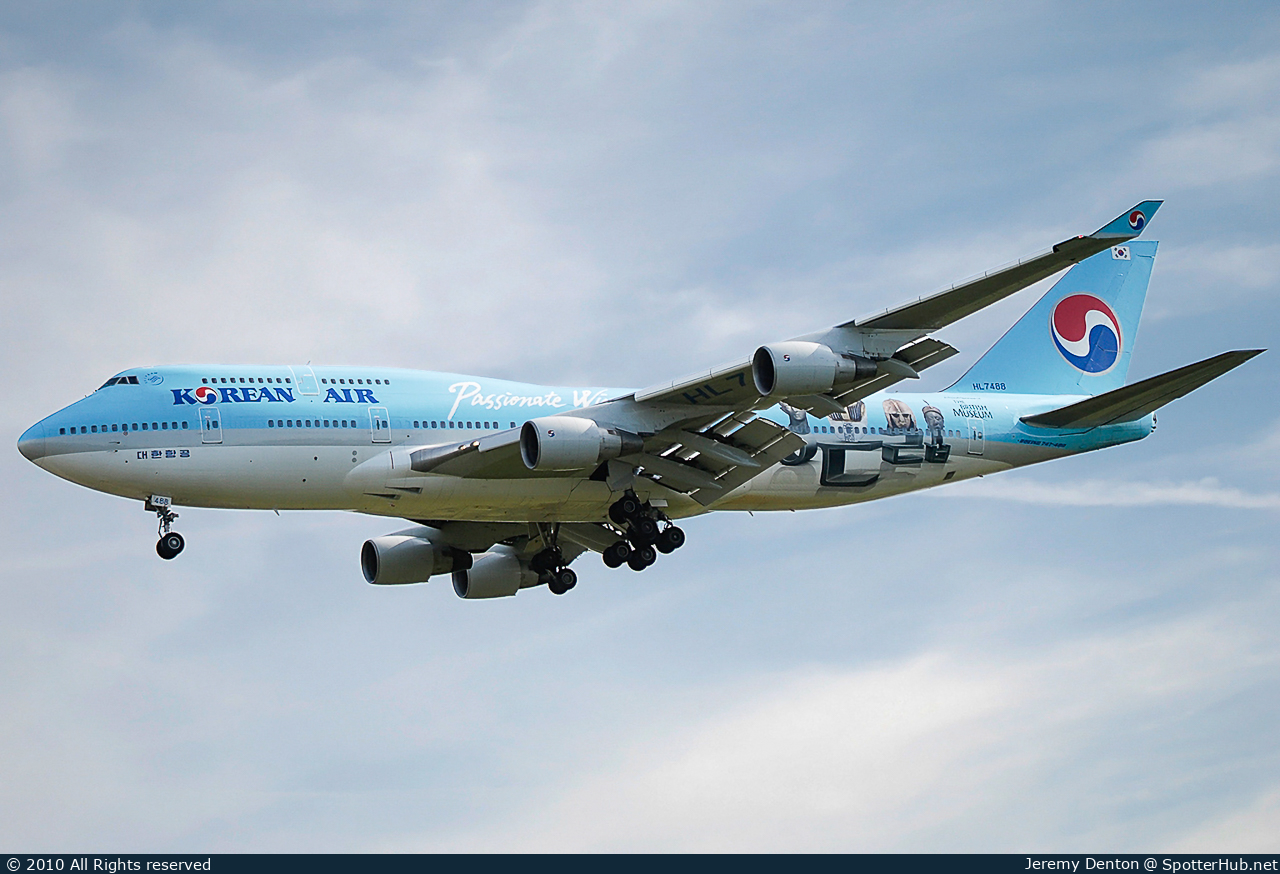 Photo of HL7488 - Boeing 747-4B5 operated by Korean Air