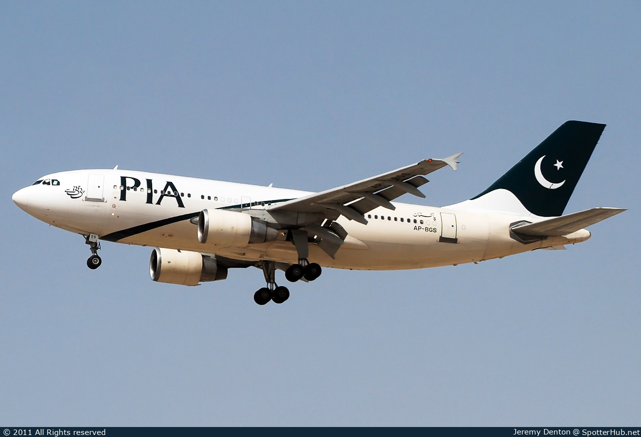 Photo of AP-BGS - Airbus A310-324 operated by PIA Pakistan International Airlines