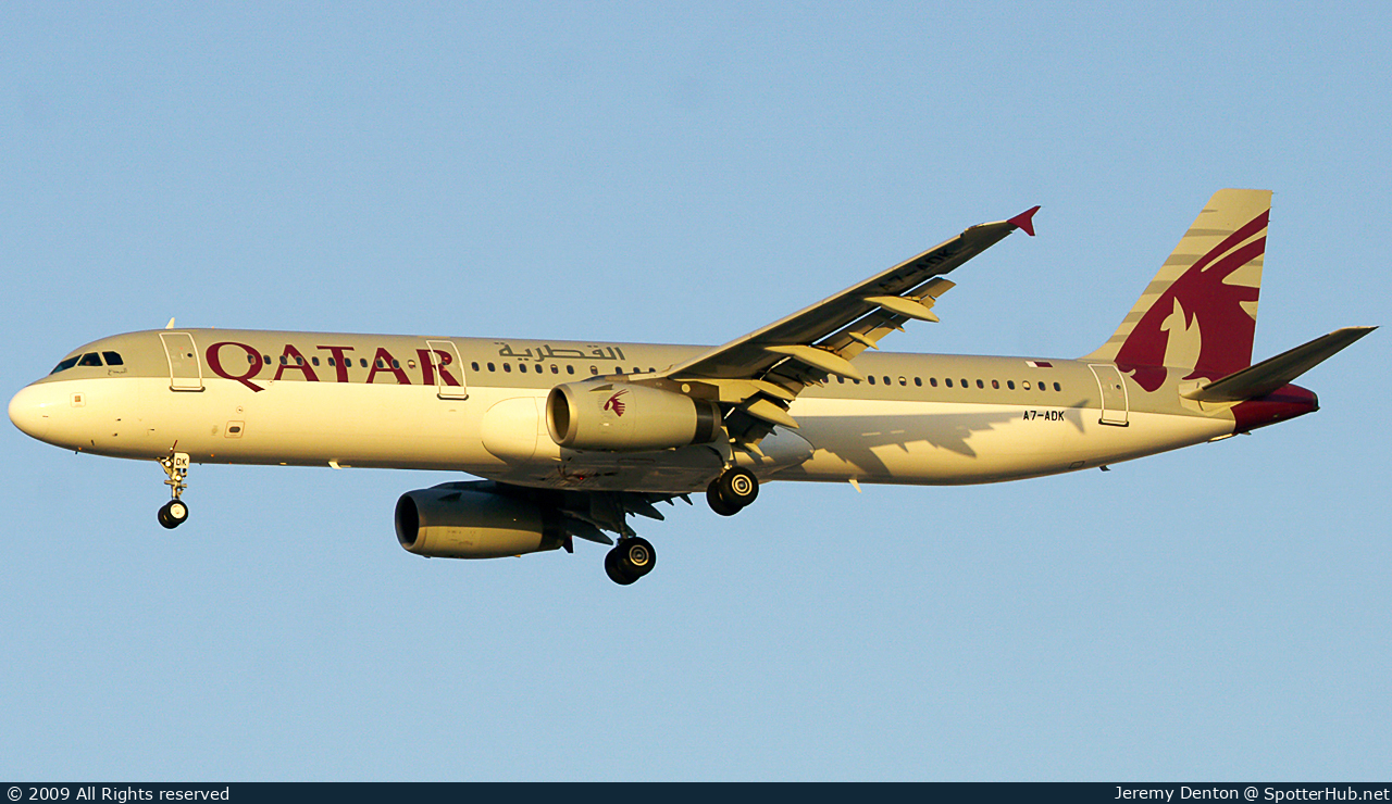 Photo of A7-ADK - Airbus A321-231 operated by Qatar Airways