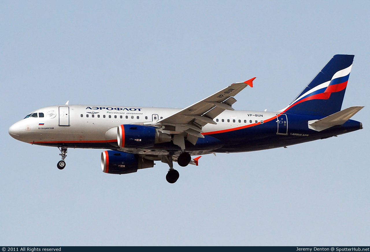 Photo of VP-BUN - Airbus A319-111 operated by Aeroflot