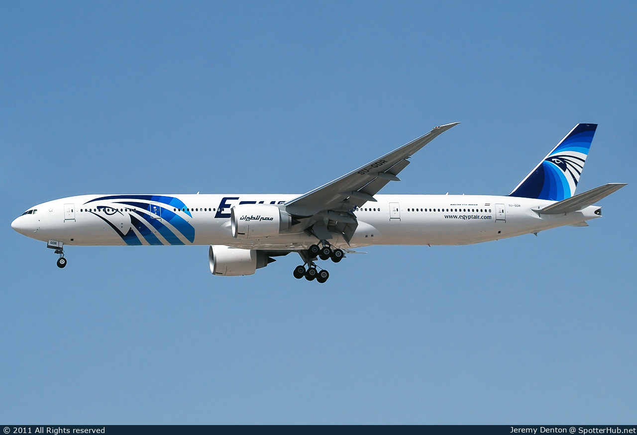 Photo of SU-GDR - Boeing 777-36N(ER) operated by Egyptair