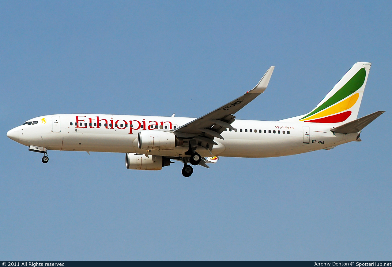 Photo of ET-ANA - Boeing 737-86R operated by Ethiopian Airlines