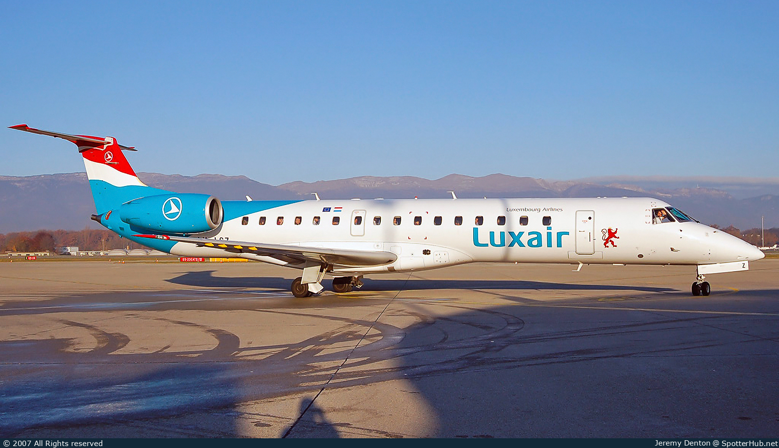 Photo of LX-LGZ - Embraer ERJ-145LU operated by Luxair