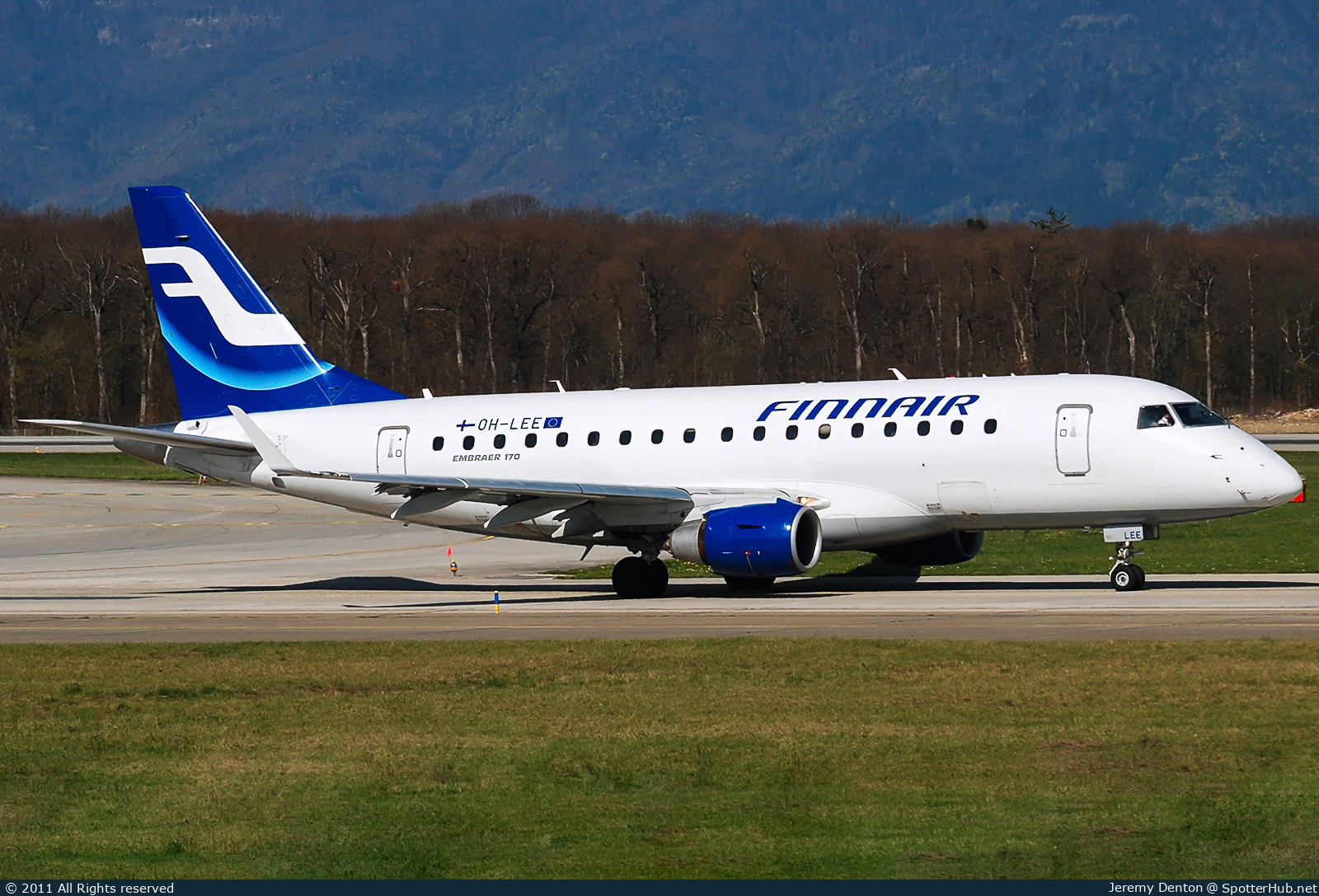 Photo of OH-LEE - Embraer ERJ-170LR operated by Finnair