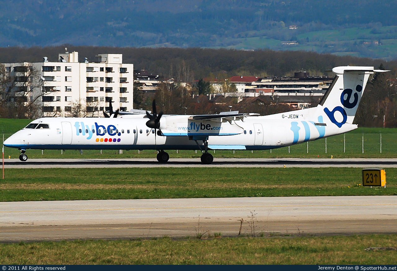 Photo of G-JEDW - Bombardier DHC-8-402 Dash 8 Q400 operated by flybe