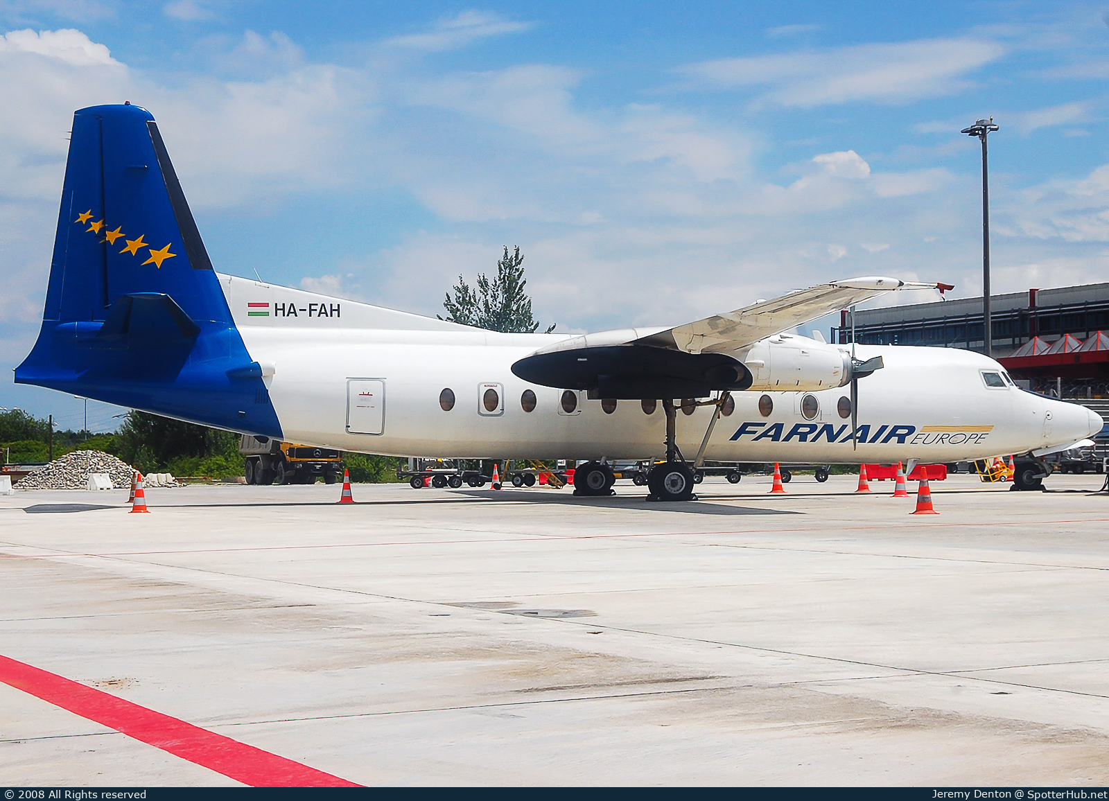 Photo of HA-FAH - Fokker F27-500(F) Friendship operated by Farnair Europe