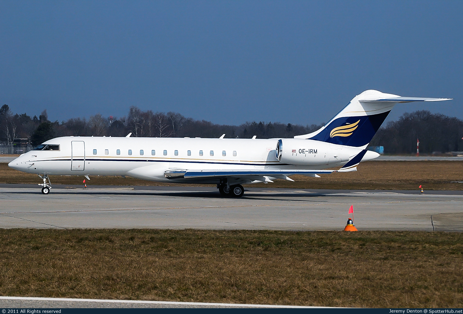 Photo of OE-IRM - Bombardier Global Express XRS operated by Amira Air