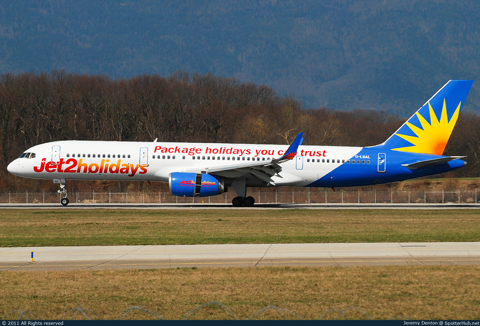 Photo of G-LSAL - Boeing 757-204 operated by Jet2
