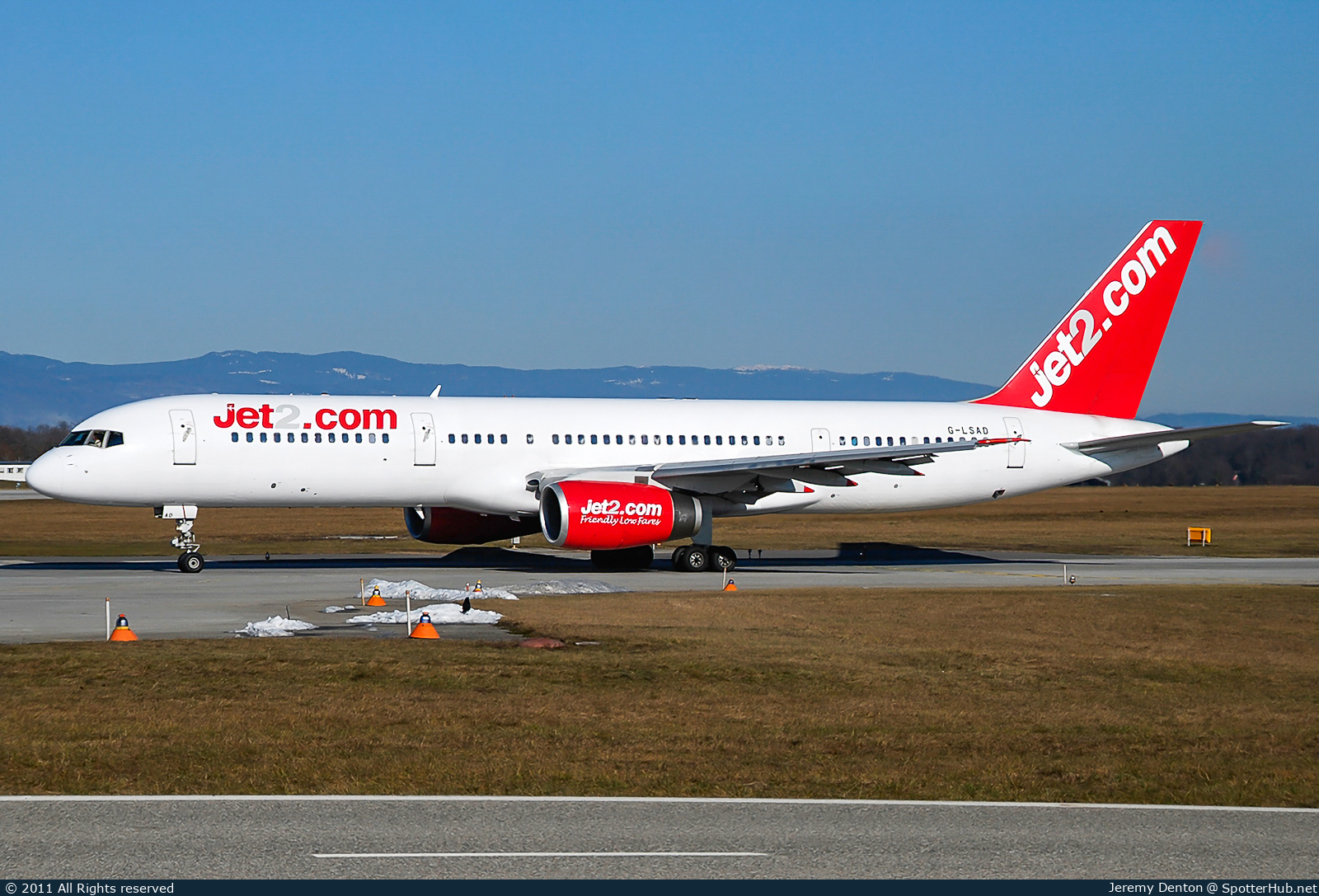 Photo of G-LSAD - Boeing 757-236 operated by Jet2