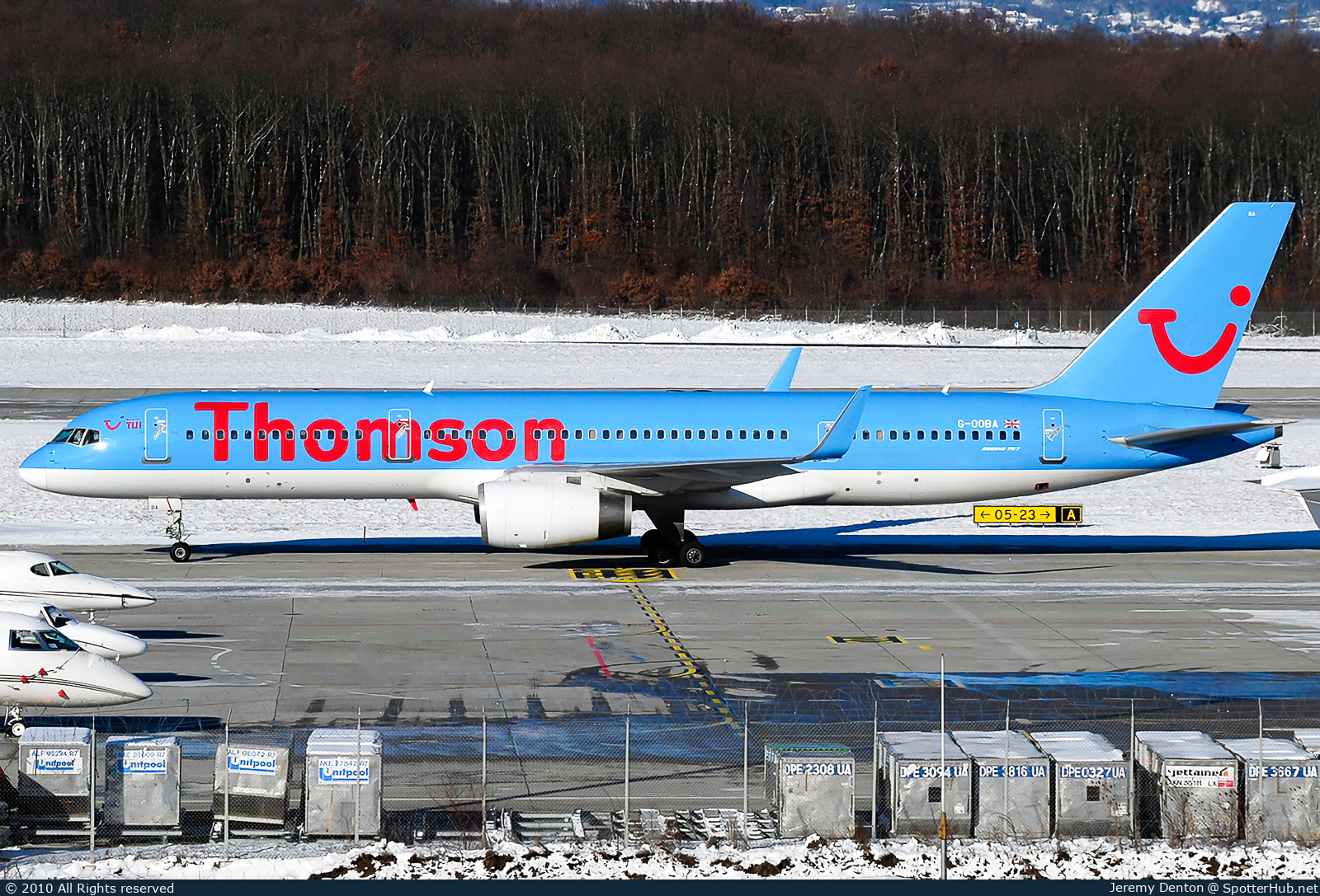 Photo of G-OOBA - Boeing 757-28A operated by Thomson Airways